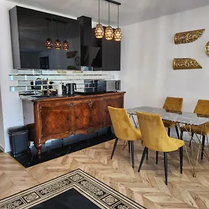 https://morfeusz-apartamenty-ksicia-witolda.hotelswroclaw.com