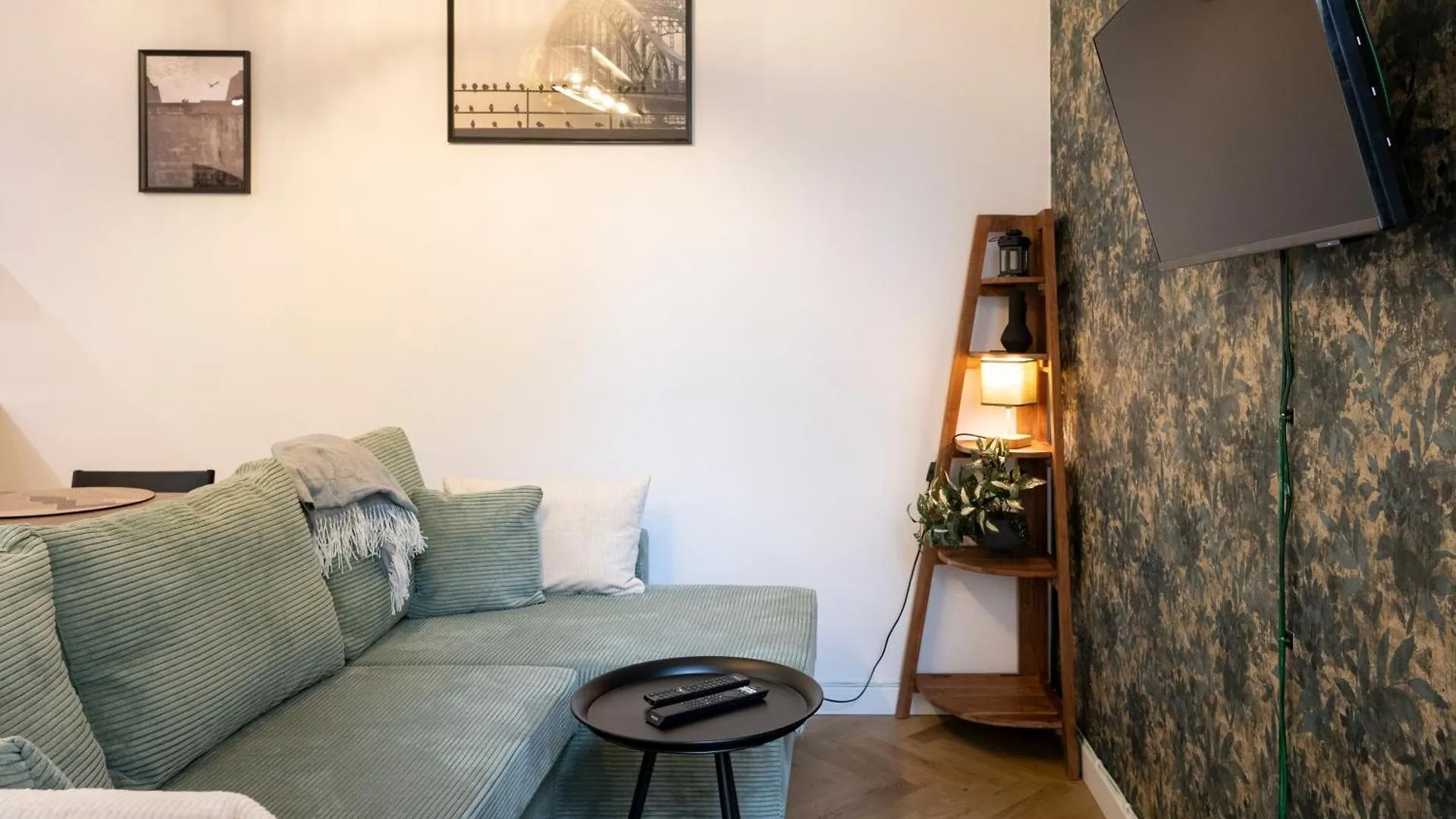 Tyzenhauz Apartments Siemiradzkiego Street Kraków Polska