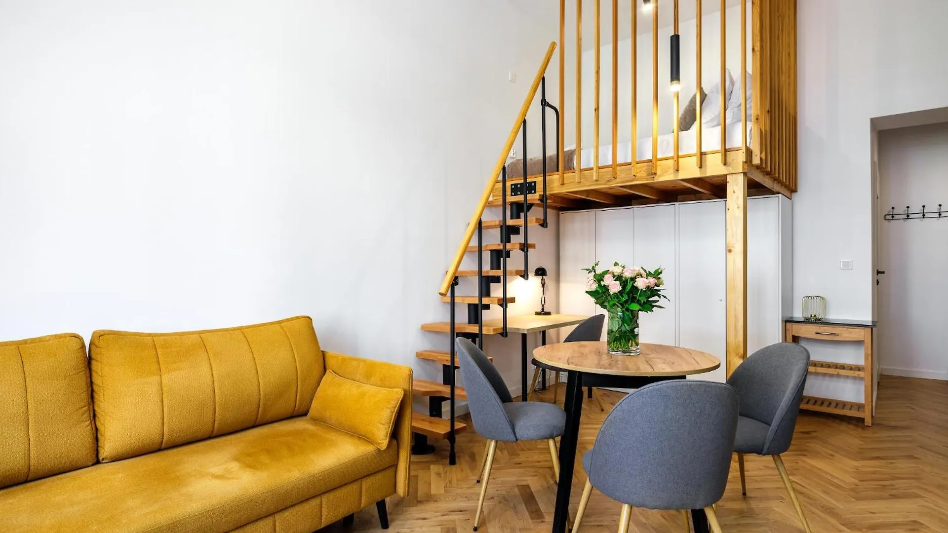 Tyzenhauz Apartments Siemiradzkiego Street Krakow 0*,